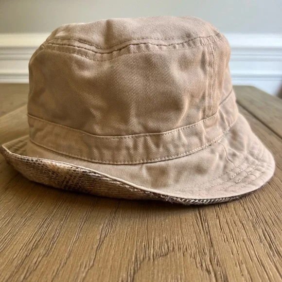 American Eagle plaid & khaki reversible bucket hat for men or women. Tan/Cream - Picture 3 of 8